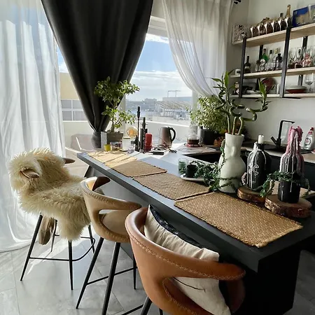 One-bedroom Duplex Penthouse In Sliema - * Gzira